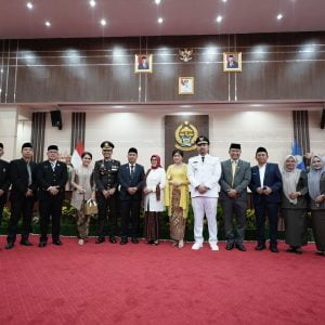 Menpora Hadiri Pelantikan Wabup Lutim