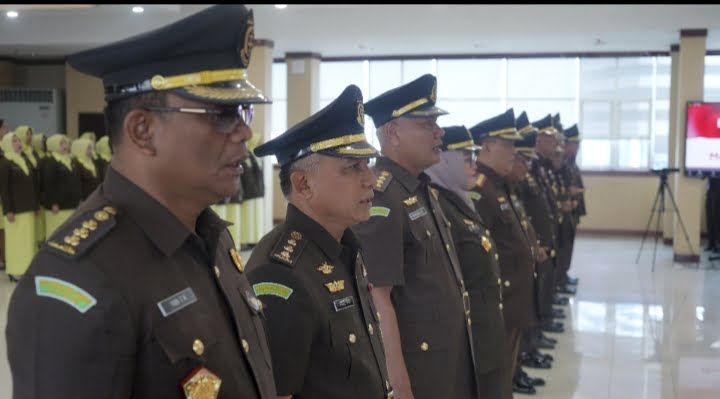 Kajati Sulsel Lantik PJ Eselon III Asisten Pidsus Kajari Dan Kordinator, Wujudkan Adhyaksa Berani Dari Sulsel.