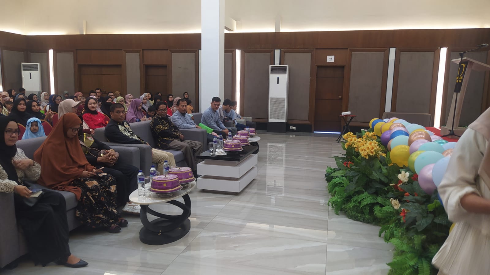 Ratusan Peserta Lomba Mewarnai Hadiri Meriahkan Softlaunching SD Islam Athirah Bone