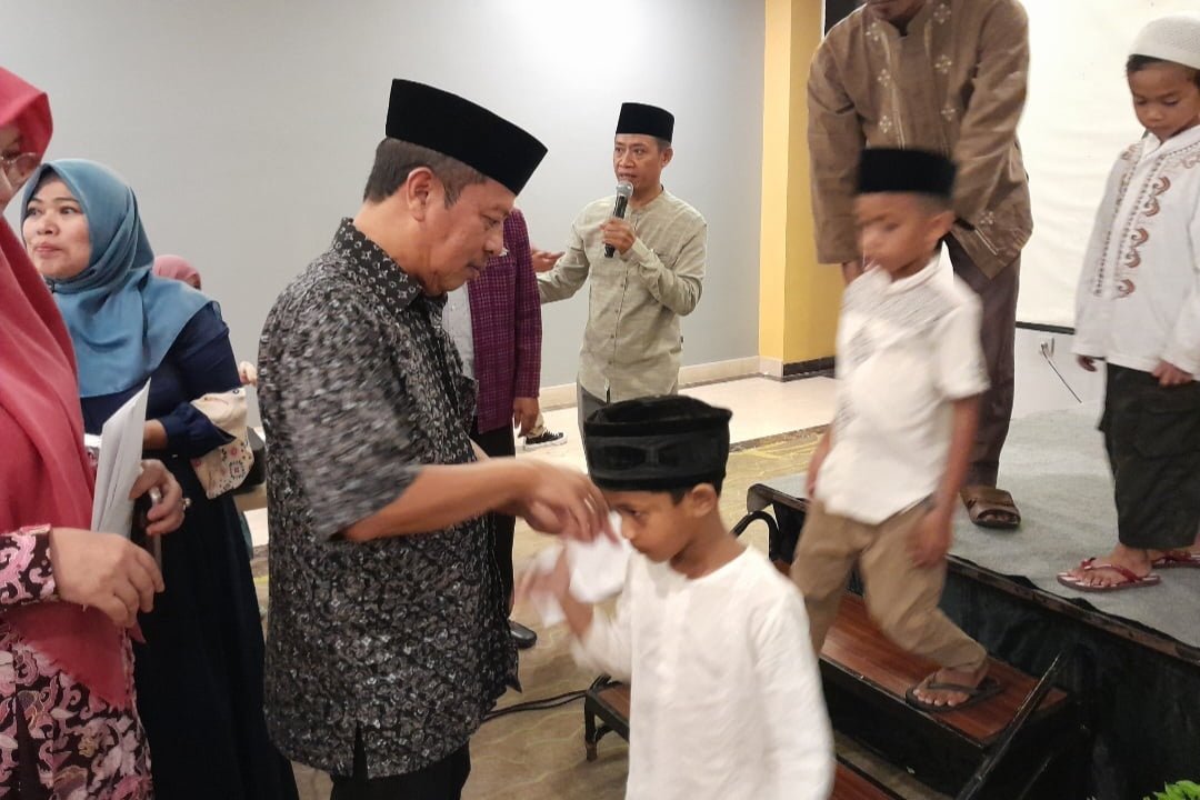 DPW Hikma Sulsel Buka Puasa Bersama dengan Anak Yatim
