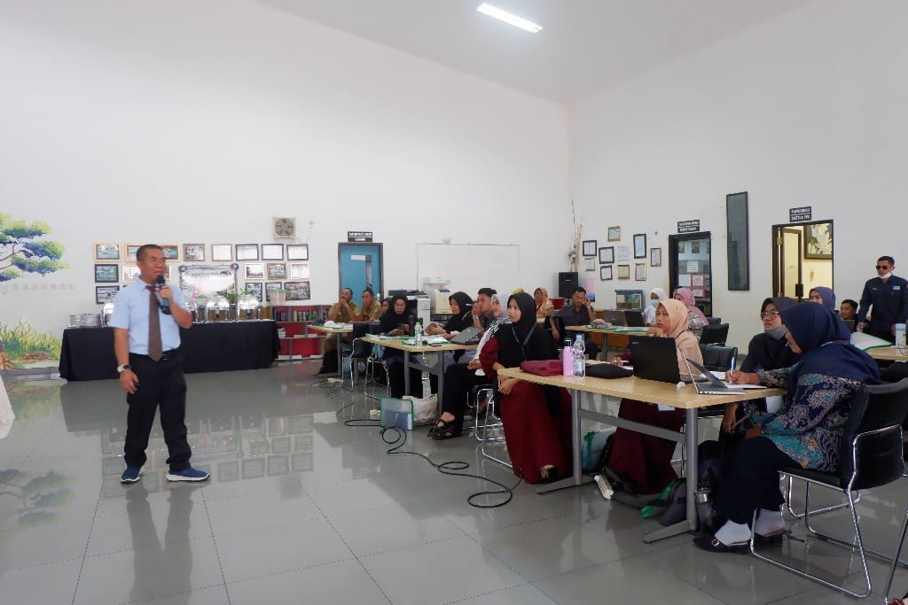 PT Vale Kenalkan Penerapan Good Mining Practices ke Tenaga Pendidik Loeha Raya