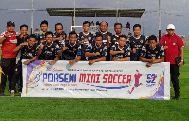 PGRI MAKASSAR VS DOSEN FIKK UNM Gelar Laga Persahabatan