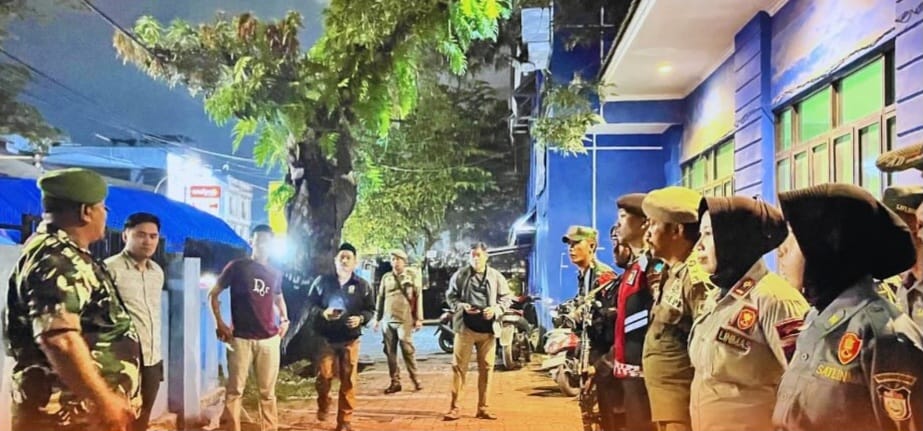 Plt Kasie Trantib Bontoala Lakukan Patroli Gabungan Bersama BKO Satpol PP